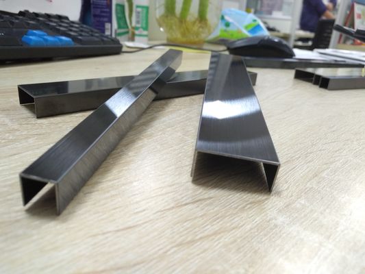 좋은 가격 금색 U 모양 스테인리스 스틸 트림 스트립 고구려 욕실 장식 온라인으로