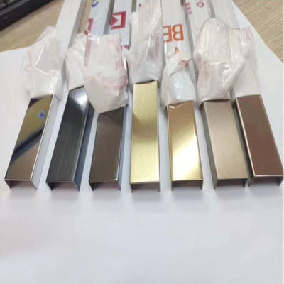 좋은 가격 U 모양 스테인리스 스틸 트림 스트립 인테리어 및 외관 디자인을위한 PVD 컬러 스커팅 보드 가장자리 포장 온라인으로