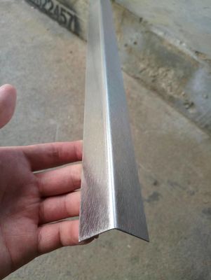 좋은 가격 1.0 밀리미터 스테인레스 강 Ｌ 채널 정비 PVD 진공 도금처리하는 티타늄 온라인으로