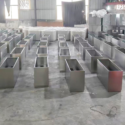 OEM Outdoor Hairline Gold Color Stainless Steel Planter For Star Hotel & Shopping Mall