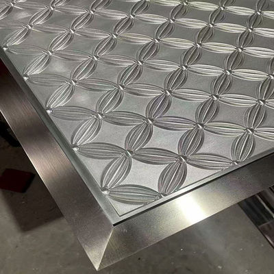 201 304 Relie Design Metal Frame Brushed Surface  Glass Furniture Stainless Steel Decorative  Screen Partition