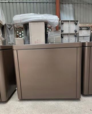 좋은 가격 맞춤형 304 스테인리스 스틸 현대식 직사각형 화분 박스 (정원 장식용) 온라인으로