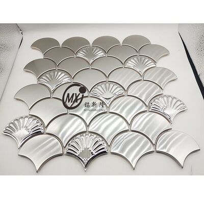 좋은 가격 사용자 지정 크기 및 디자인 스테인리스 스틸 모자이크 타일 제조업체에서 직접 온라인으로