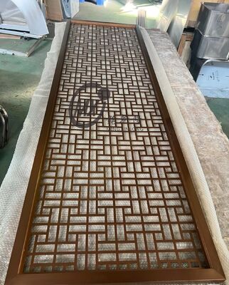 좋은 가격 Traditional Oriental Stainless Steel Screen Partition with PVD Plating Titanium and Landscape Design in Mirror 8k Polish 온라인으로
